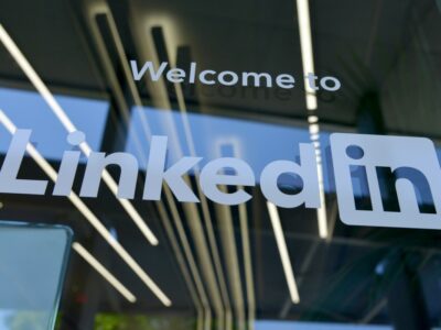 1107 1107 The Power of Linkedin